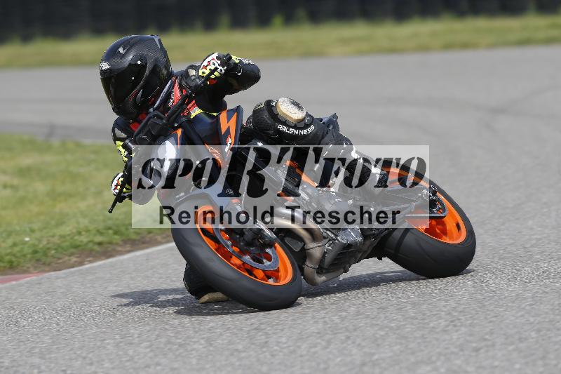 Archiv-2025/07 19.04.2025 Speer Racing ADR/Gruppe gelb/2